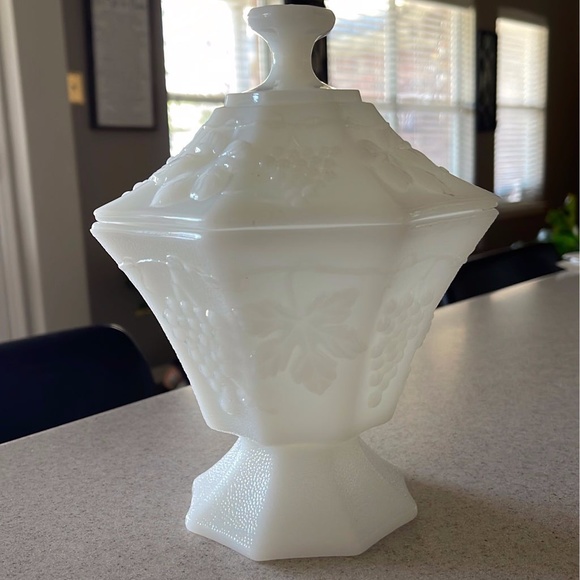 Accents Vintage Milk Glass Candy Dish With Lid Grapes And Leaves